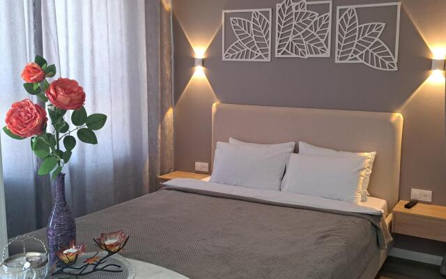 New Life на улице Полоненко 10