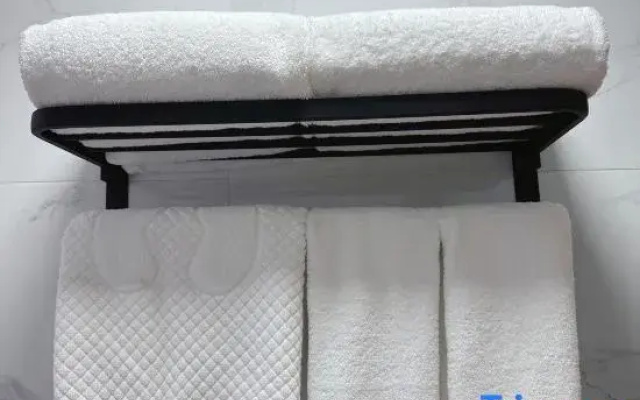 YunLu Hotel ( Guangzhou Huangpu Xiagang Subway Station)