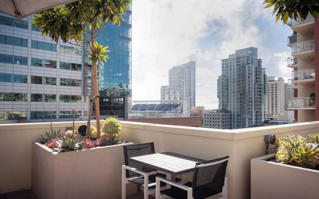 Sunshine Suites at East Village