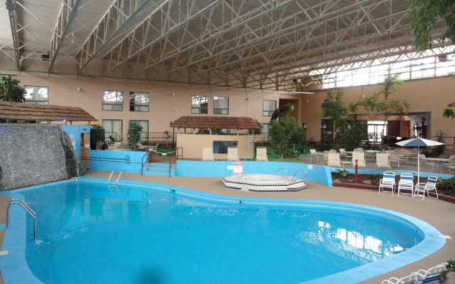 Townhouse Hotel Grand Forks