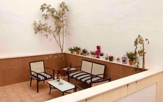“SMILE NERJA” chic apartment with WIFI, 4 guests