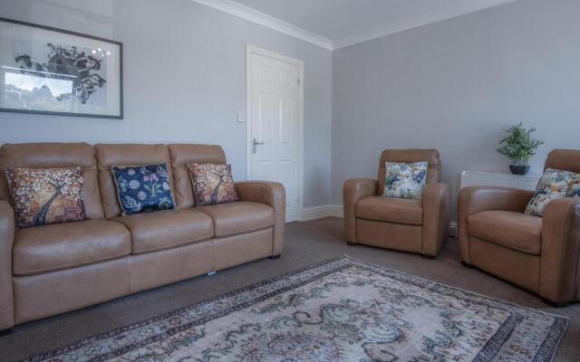 Langland Road - 2 Bedroom Town House - Mumbles