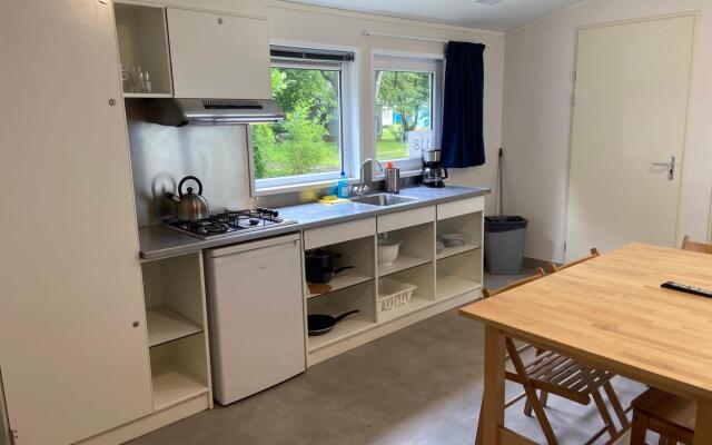 Well-maintained chalet with WiFi, not far from Amsterdam