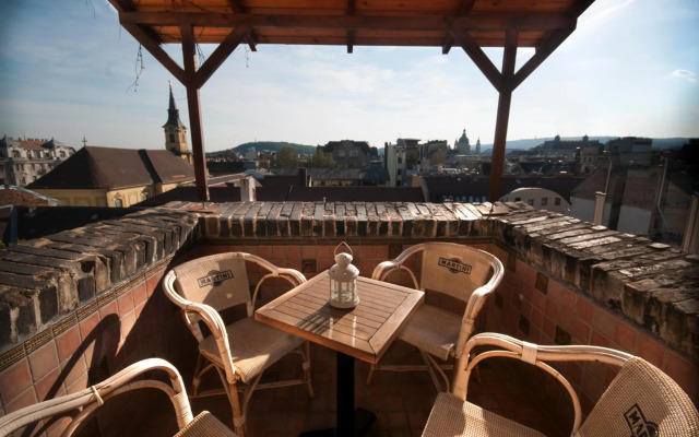 Holiday on top City Center