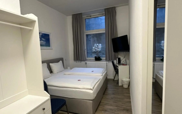 Astor Hotel