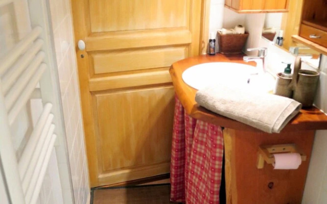 Refuge Renoir City BednBreakfast