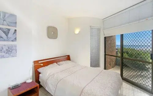 Shandelle Apartments