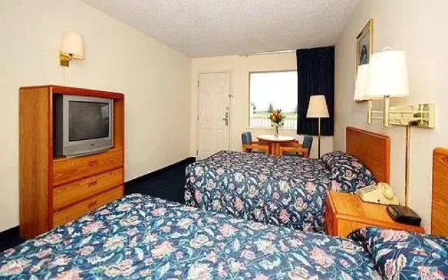 Econo Lodge West