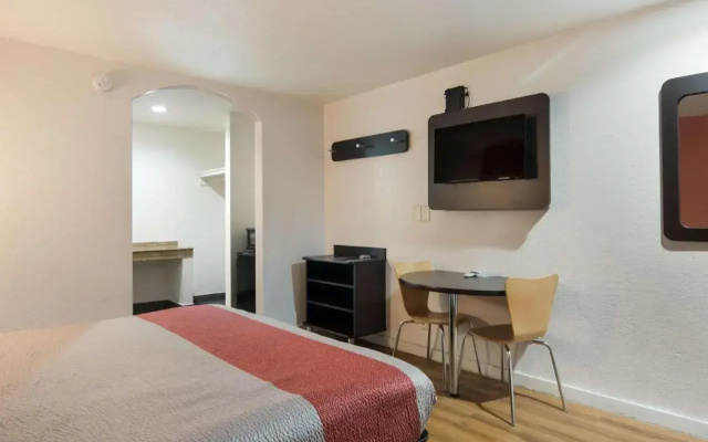 Quality Inn South
