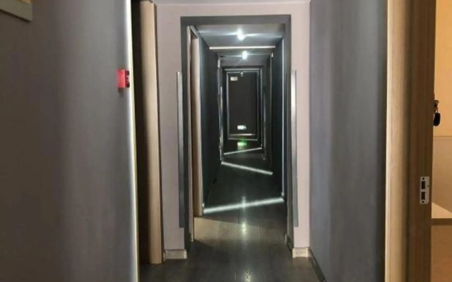 Tailai Fashion Hotel