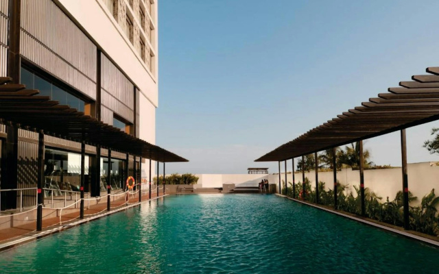 Le Meridien Surat