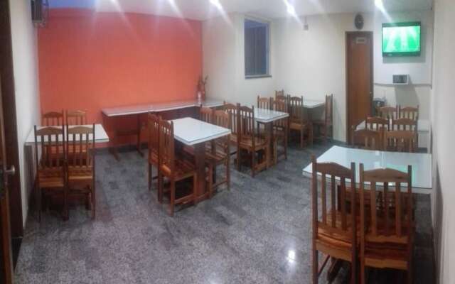 Quality Leste Hotel