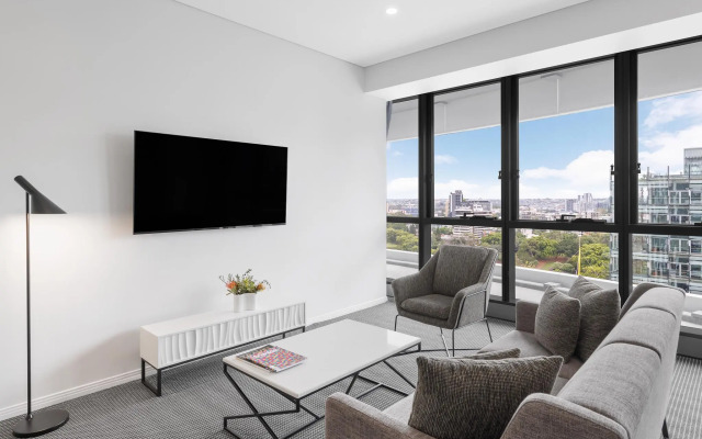 Meriton Suites Herschel Street, Brisbane
