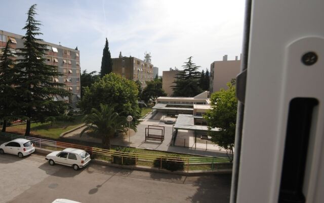 Bolt Holiday Apartment