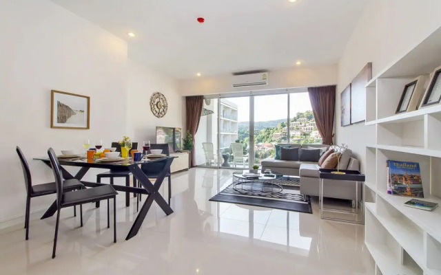 Chic Residence by Fullrooms