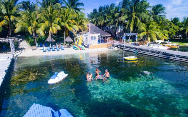 El Milagro Beach Hotel & Marina