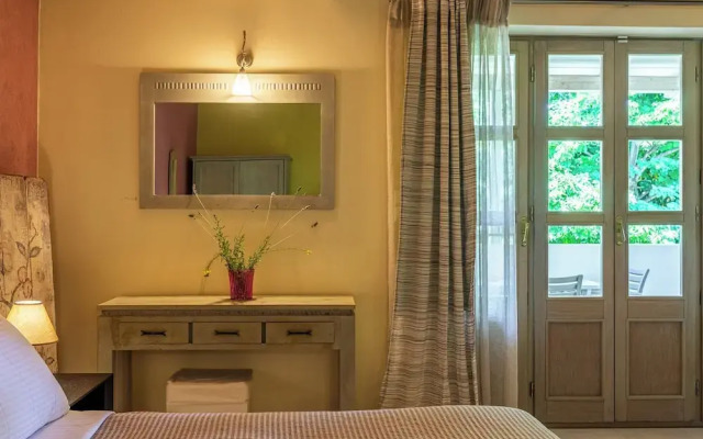 Tria Luxury Residences