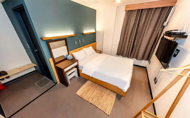The Jade hotel