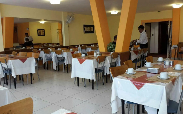 Baloo Hotel