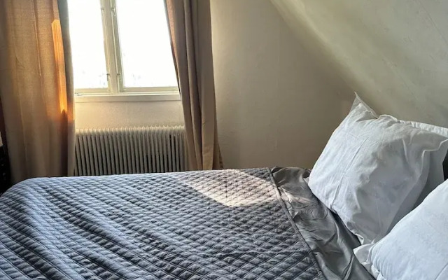 Stockholm - 5-beds - Sleeps 12 - Garden