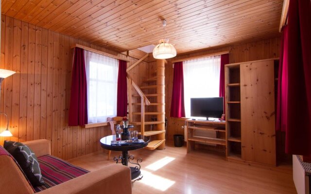Hotel Garni Alpenrose (Grusaida)