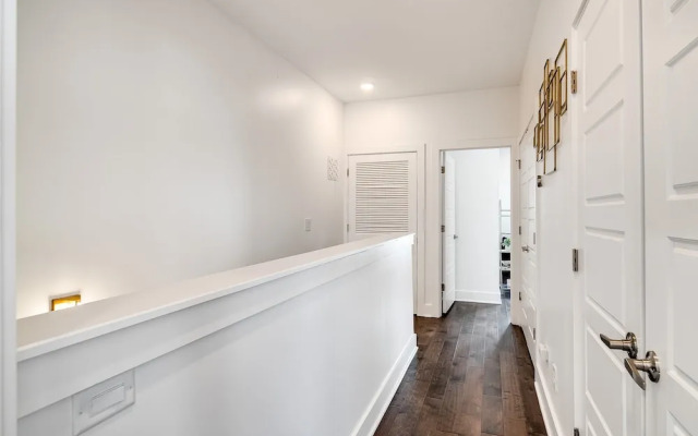 Nashville Vibes 4 Bedroom Townhouse