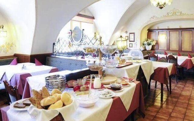 Gasthof Hotel Zur goldenen Krone