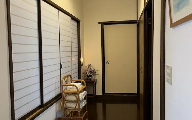 Mitsuba House