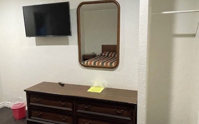 Welcome Inn & Suites