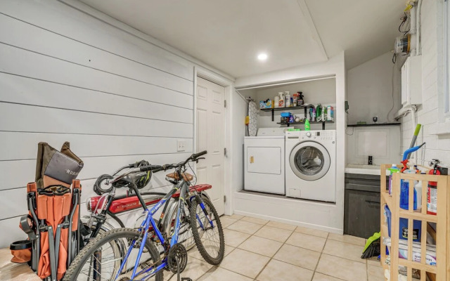 Charming Sun City Getaway Near Golf & Casinos!