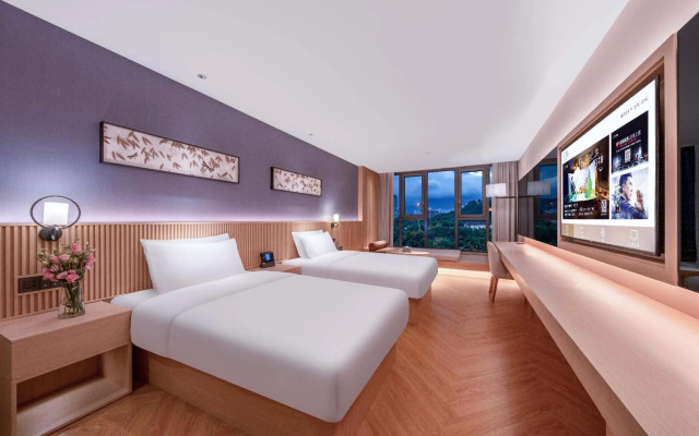Crystal Orange Hotel (Dali Erhai Park)