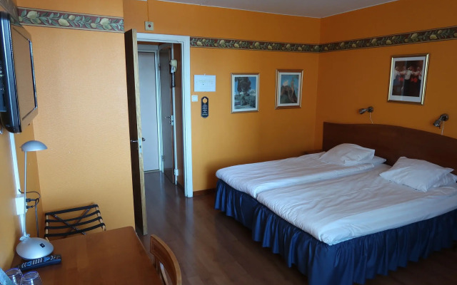 Hotel Aveny Bed & Breakfast