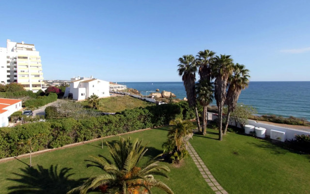 Hotel Luar