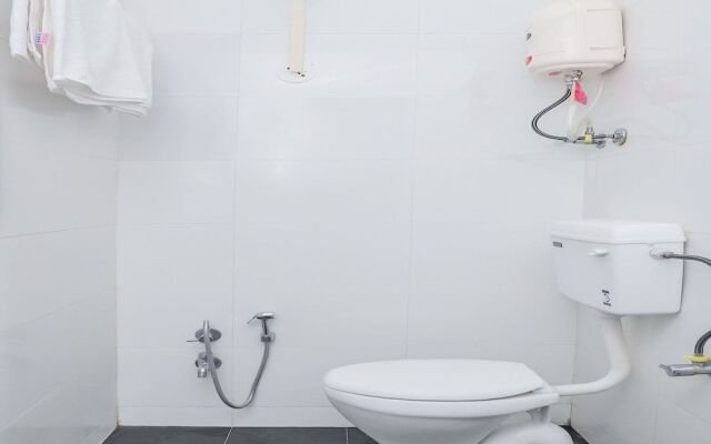 OYO 15847 Hotel Mathura Lodging
