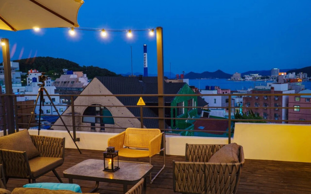 Hotel Pico