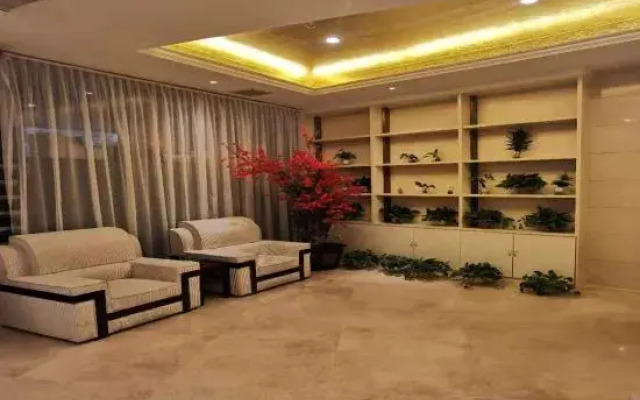 Wena Hotel (Pengtai Department Store, Gao'an Avenue, Yichun)