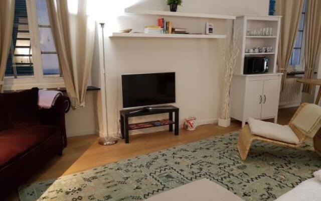 Cosy Little House