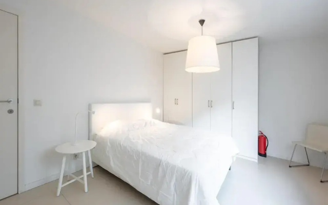Apartment in Heist Near the Beach