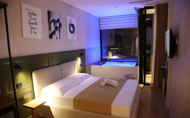 Z art Hotel
