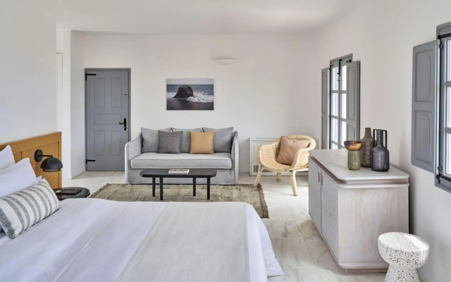 Vedema, a Luxury Collection Resort, Santorini