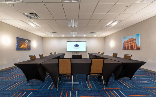 Hampton Inn Winchester N/Conference Center, VA