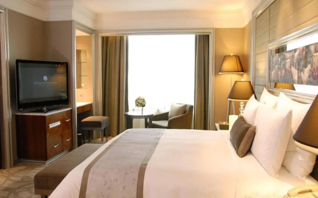 InterContinental Bangkok Sukhumvit by IHG