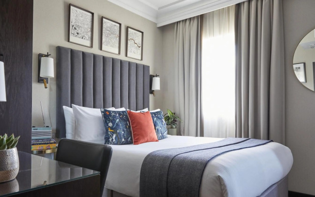 The Selwyn Hotel