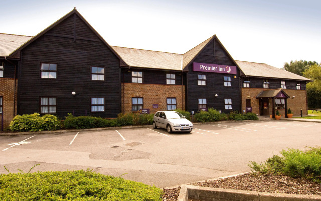 Premier Inn Farnborough West - Southwood