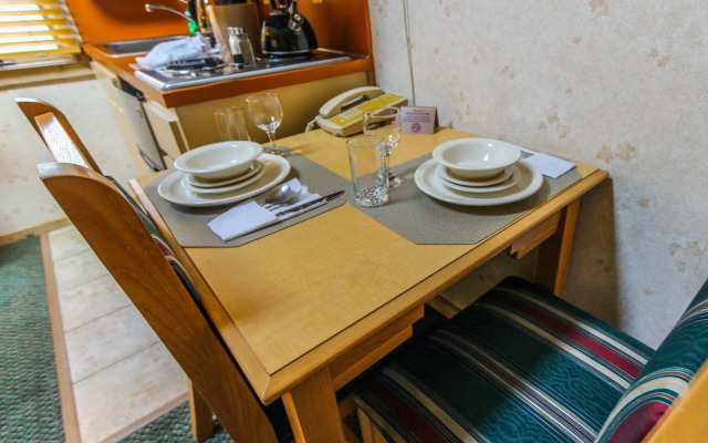 Smoketree Lodge by VRI Resort