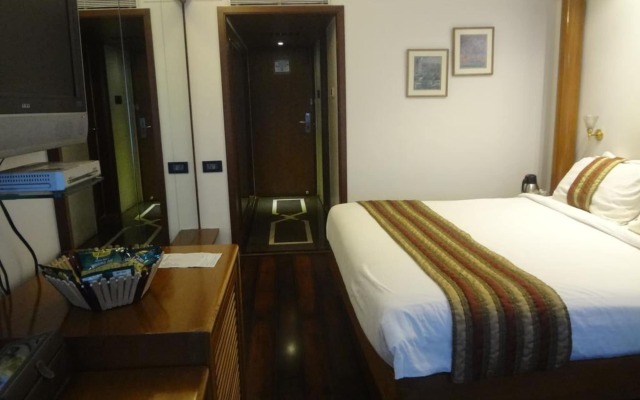 Hotel Midtown Pritam