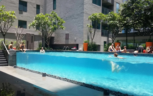 Summer Suites Studio Guest House – Pool – Kuala Lumpur