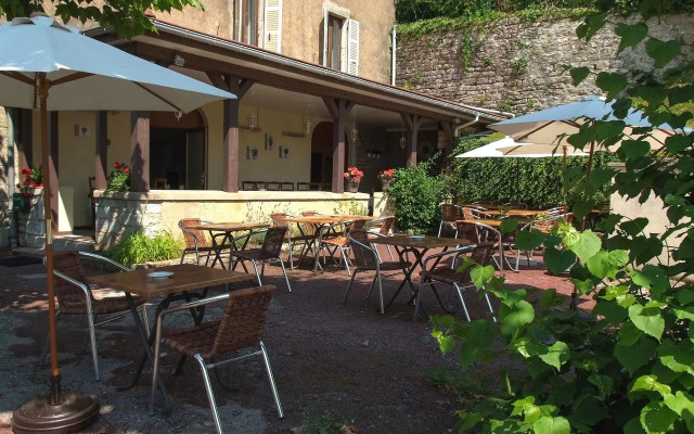 Hostellerie des Monts Jura