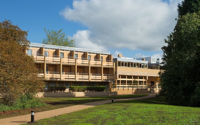 College Court