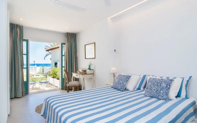 The Sea Club